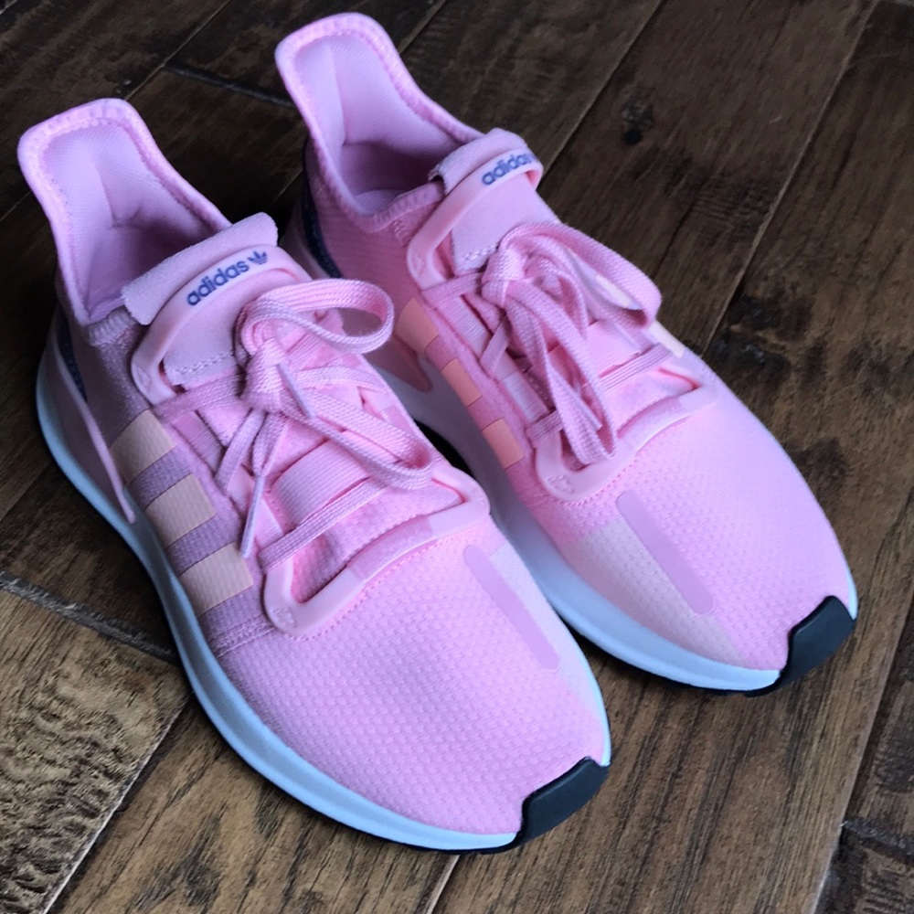 Ladies Adidas Pink U Path Run size 8 best fit 8.5